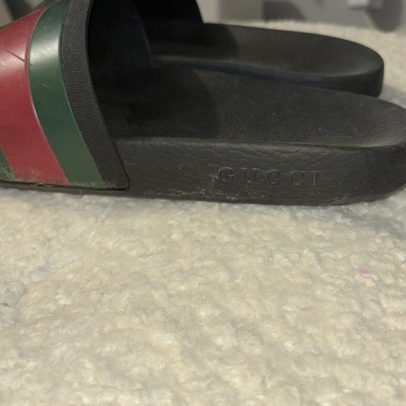 Authentic Gucci slides - Picture 4 of 5